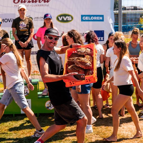 jablonska-8-695