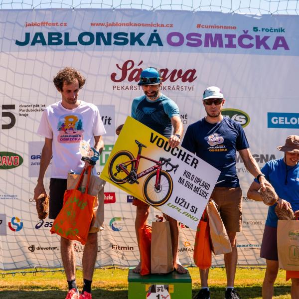 jablonska-8-715