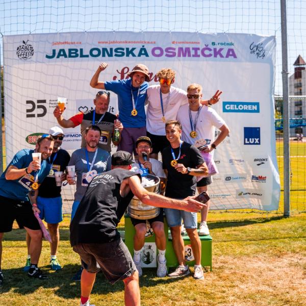 jablonska-8-738